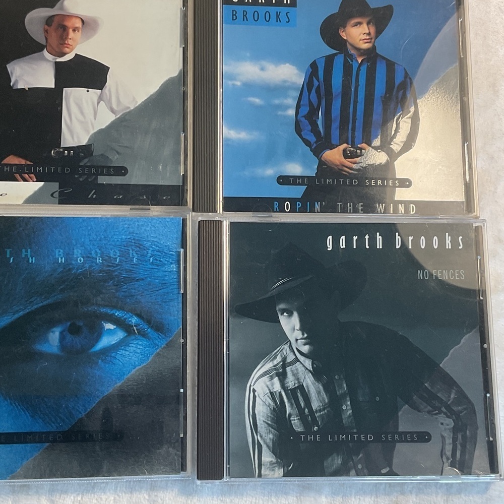 Garth Brooks The Limited Series Box Set six disc - Picture 4 of 4